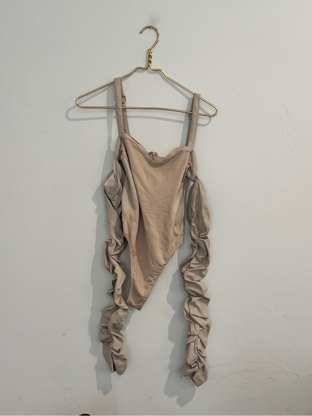 Maniere De Voir bodysuit Tan Ruched Sleeve brand new